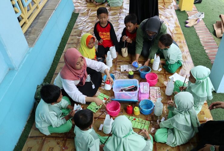 Komunikasi UPN “Veteran” Yogyakarta Ajak Cintai Lingkungan Lewat SMILE Yogyakarta