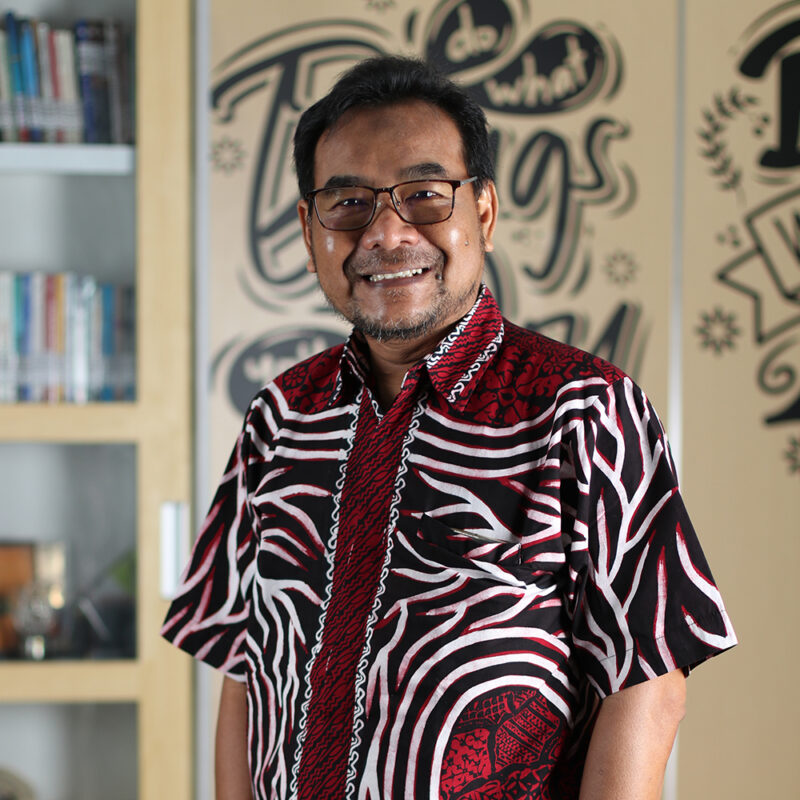 DR. AGUNG PRABOWO,M.Si.